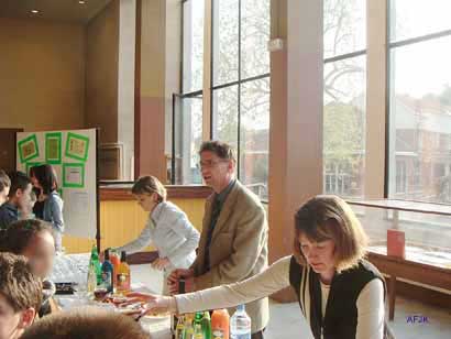 Remise des prix des jeux de l'exposition Korczak