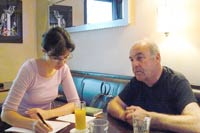 Th&eacute;o Cappon et une photo du camp